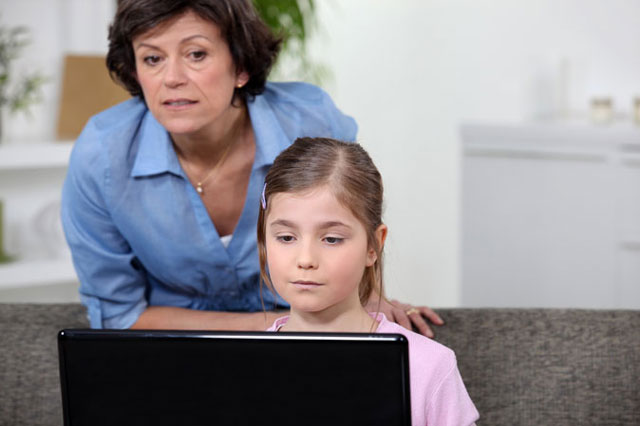 Kids Online: Parental Filtering and Monitoring Software